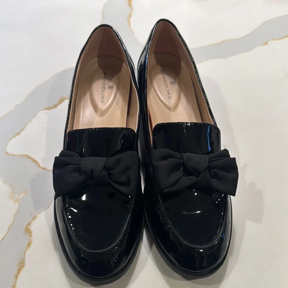 Bandolino Black Loafers with Elegant Bow - Picture 2 of 6